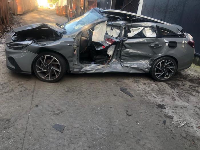 Hyundai i30 Wagon 1.5 T-GDI 16V Hybrid 48V Sloopvoertuig (2022, Grijs)