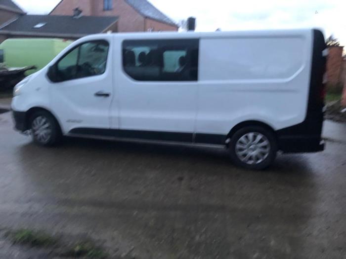 Renault Trafic 1.6 dCi 125 Twin Turbo Sloopvoertuig (2017, Wit)