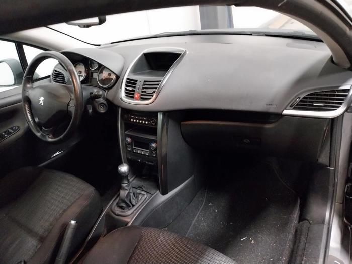 Peugeot 207 CC 1.6 16V Sloopvoertuig (2010, Grijs)