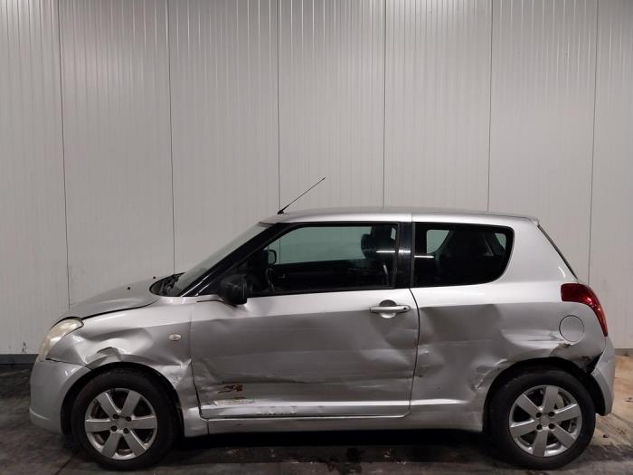 Suzuki Swift 1.3 VVT 16V Sloopvoertuig (2007, Zilver)