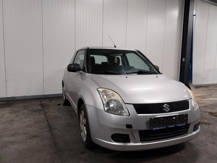 Suzuki Swift 1.3 VVT 16V Sloopvoertuig (2007, Zilver)