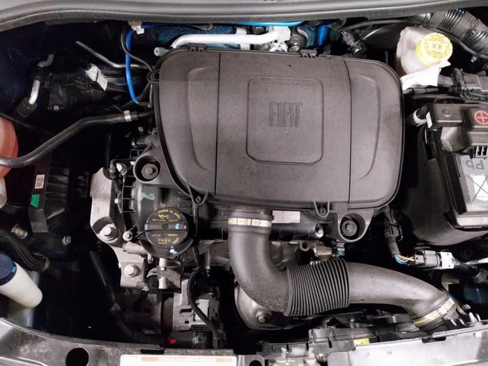 Fiat 500 1.0 Hybrid Sloopvoertuig (2020, Blauw)