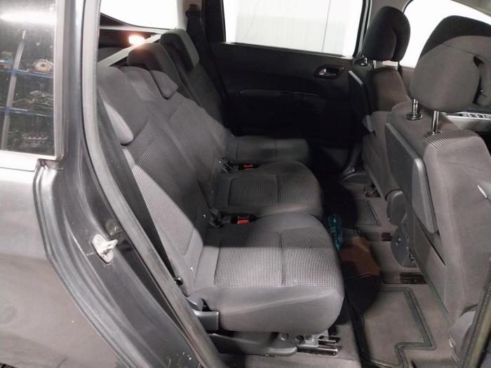 Peugeot 5008 I 1.6 HDiF 16V Sloopvoertuig (2013, Grijs)