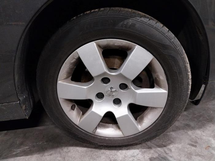 Peugeot 5008 I 1.6 HDiF 16V Sloopvoertuig (2013, Grijs)