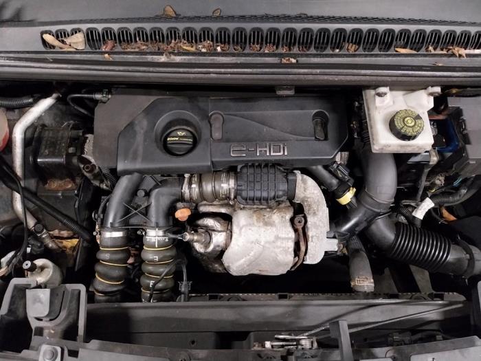 Peugeot 5008 I 1.6 HDiF 16V Sloopvoertuig (2013, Grijs)