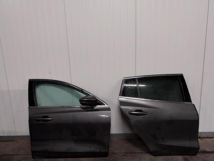 Ford Focus 4 1.0 Ti-VCT EcoBoost 12V 125 Sloopvoertuig (2019, Donker, Grijs)