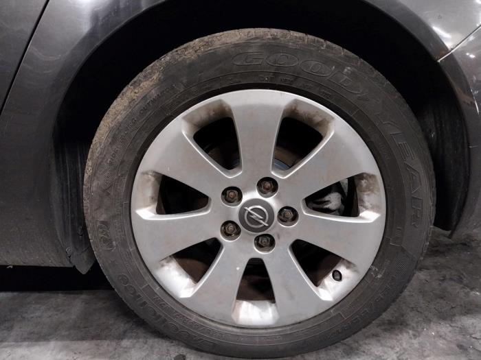 Opel Insignia 2.0 CDTI 16V 130 Ecotec Sloopvoertuig (2009, Grijs)