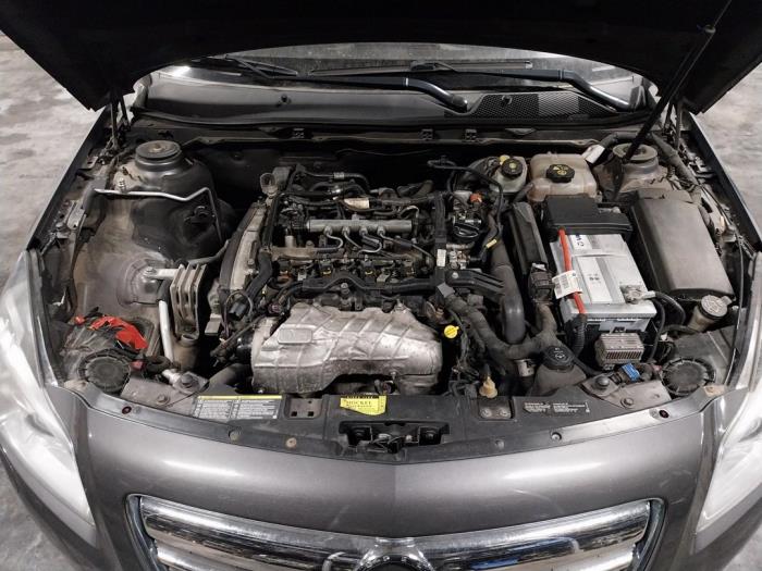 Opel Insignia 2.0 CDTI 16V 130 Ecotec Sloopvoertuig (2009, Grijs)