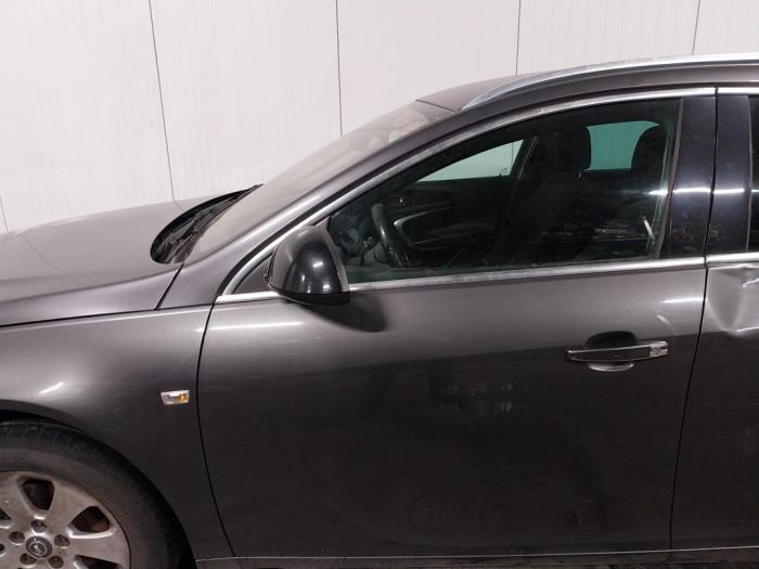 Opel Insignia 2.0 CDTI 16V 130 Ecotec Sloopvoertuig (2009, Grijs)