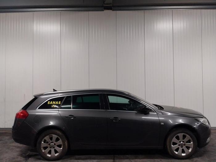 Opel Insignia 2.0 CDTI 16V 130 Ecotec Sloopvoertuig (2009, Grijs)