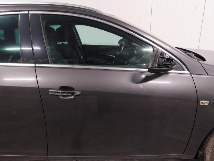 Opel Insignia 2.0 CDTI 16V 130 Ecotec Sloopvoertuig (2009, Grijs)