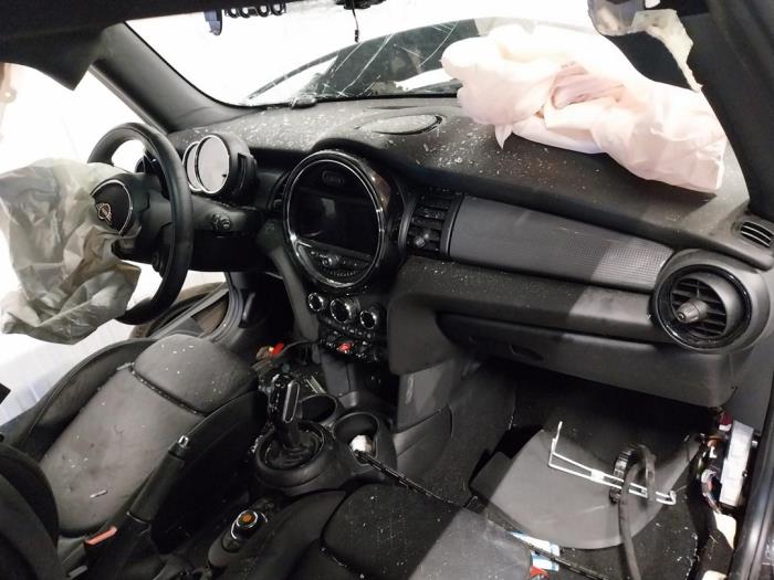 Mini Mini 1.5 12V Cooper Sloopvoertuig (2019, Zwart)