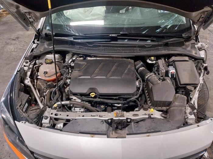 Opel Astra K Sports Tourer 1.5 CDTi 122 12V Sloopvoertuig (2021, Zilver)