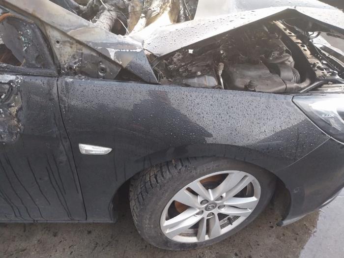 Opel Astra K Sports Tourer 1.6 CDTI 110 16V Sloopvoertuig (2017, Zwart)