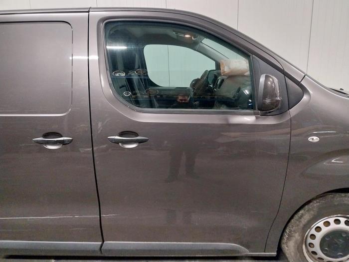 Peugeot Expert 1.6 Blue HDi 120 Sloopvoertuig (2017, Donker, Grijs)