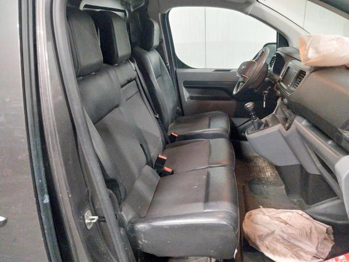 Peugeot Expert 1.6 Blue HDi 120 Sloopvoertuig (2017, Donker, Grijs)