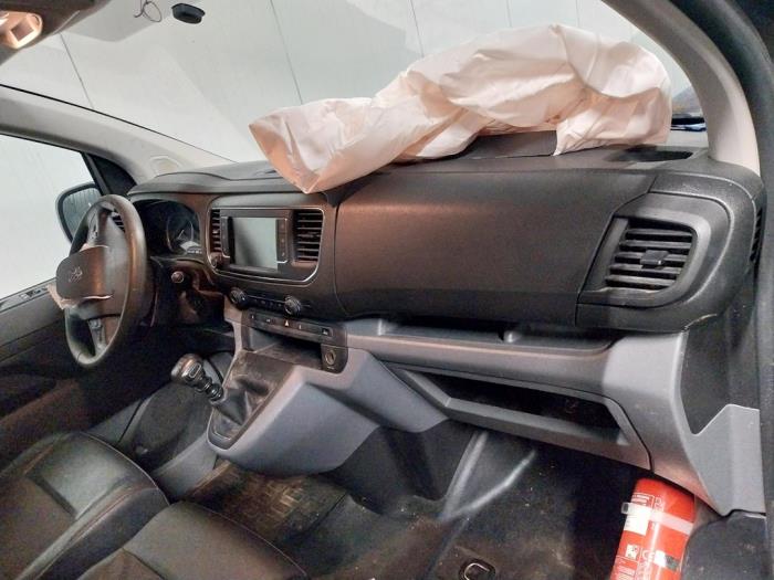 Peugeot Expert 1.6 Blue HDi 120 Sloopvoertuig (2017, Donker, Grijs)