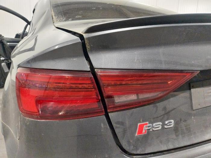 Audi RS 3 Limousine 2.5 TFSI 20V Quattro Sloopvoertuig (2017, Grijs)