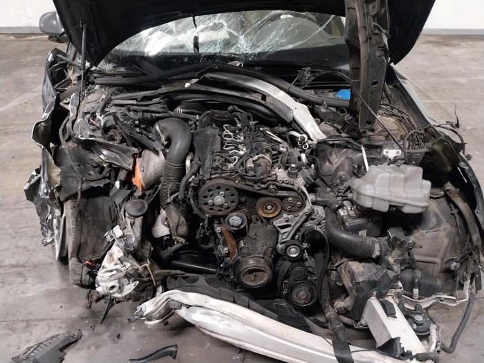 Audi A6 Avant 2.0 TDI 16V Sloopvoertuig (2013, Donker, Grijs)