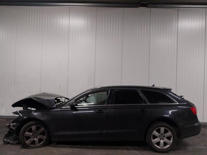 Audi A6 Avant 2.0 TDI 16V Sloopvoertuig (2013, Donker, Grijs)