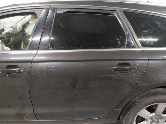 Audi A6 Avant 2.0 TDI 16V Sloopvoertuig (2013, Donker, Grijs)