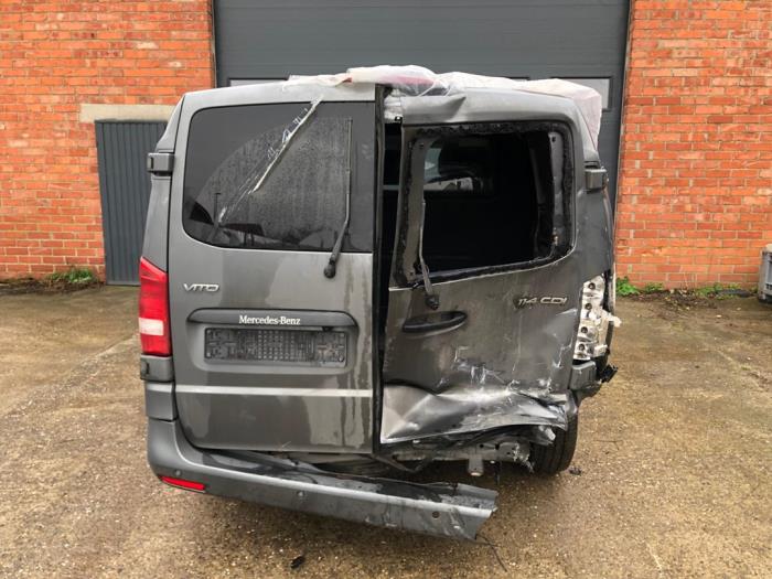 Mercedes Vito 2.0 114 CDI 16V Sloopvoertuig (2020, Donker, Grijs)
