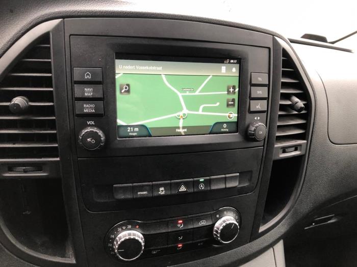 Mercedes Vito 2.0 114 CDI 16V Sloopvoertuig (2020, Donker, Grijs)