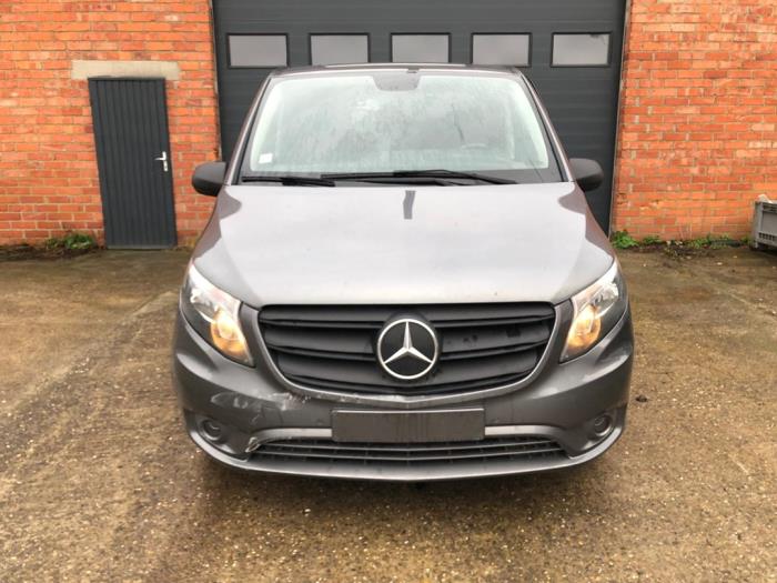 Mercedes Vito 2.0 114 CDI 16V Sloopvoertuig (2020, Donker, Grijs)