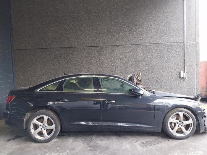 Audi A6 3.0 V6 24V 50 TDI Mild hybrid Quattro Sloopvoertuig (2019, Zwart)