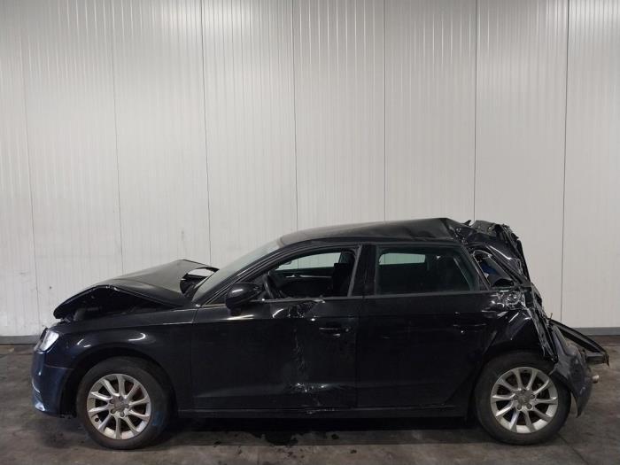 Audi A3 Sportback 1.2 TFSI 16V Sloopvoertuig (2014, Zwart)
