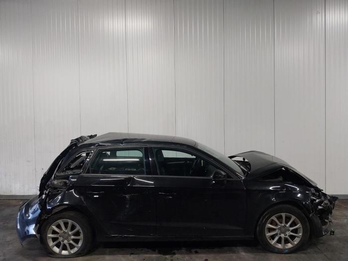 Audi A3 Sportback 1.2 TFSI 16V Sloopvoertuig (2014, Zwart)