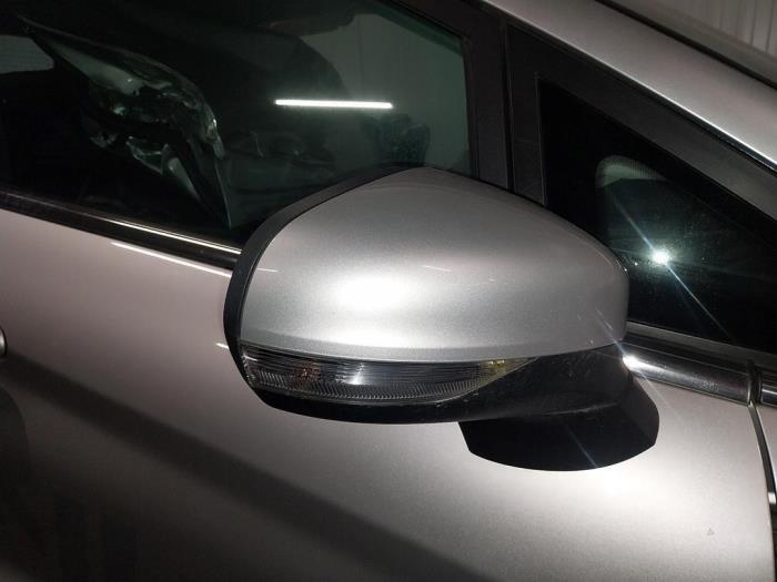 Ford Fiesta 7 1.5 TDCi 85 Sloopvoertuig (2017, Zilver)