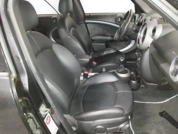 Mini Countryman 2.0 Cooper SD 16V ALL4 Sloopvoertuig (2011, Zwart)