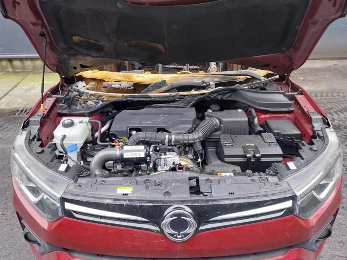 Ssang Yong Tivoli 1.2 T-GDi 12V 2WD Sloopvoertuig (2023, Rood)