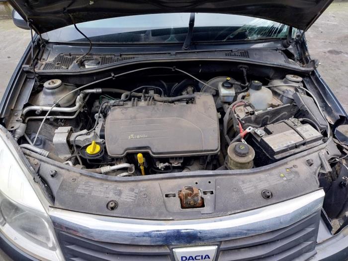 Dacia Sandero I 1.2 16V Sloopvoertuig (2010, Donker, Grijs)