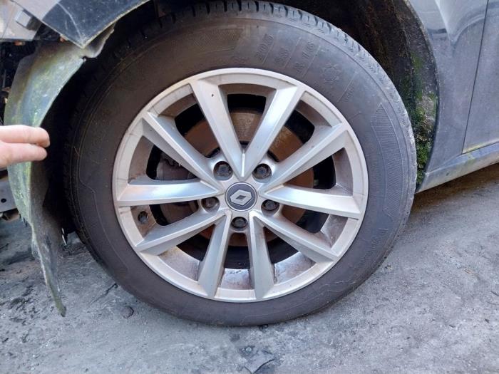 Renault Megane Sloopvoertuig (2017, Zwart)