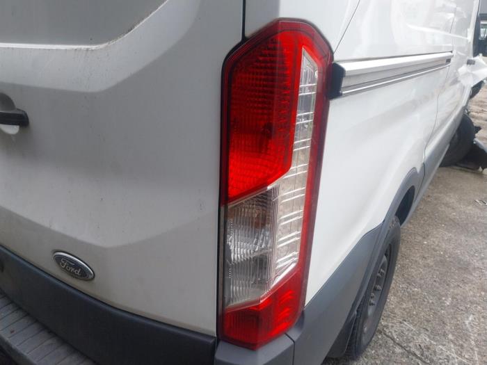 Ford Transit 2.0 TDCi 16V Eco Blue 130 Sloopvoertuig (2017, Wit)