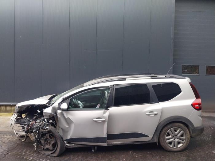 Dacia Jogger Sloopvoertuig (2022, Licht, Grijs)