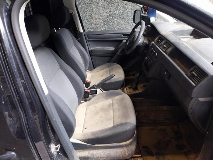 Volkswagen Caddy IV 2.0 TDI 102 Sloopvoertuig (2018, Zwart)