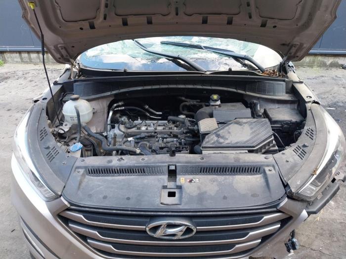 Hyundai Tucson 1.6 GDi 16V 2WD Sloopvoertuig (2017, Licht, Bruin)
