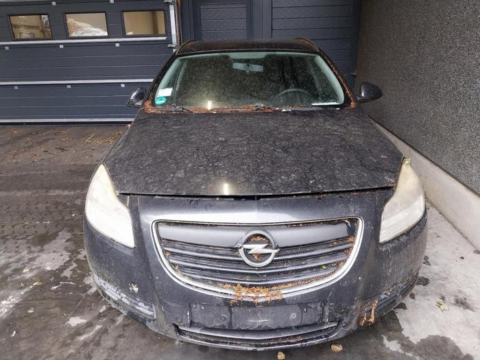 Opel Insignia Sports Tourer 2.0 CDTI 16V 130 ecoFLEX Sloopvoertuig (2009, Zwart)