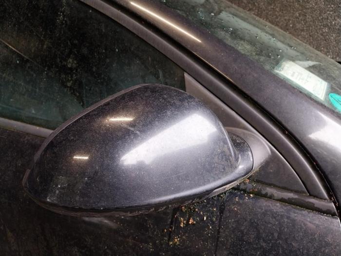 Opel Insignia Sports Tourer 2.0 CDTI 16V 130 ecoFLEX Sloopvoertuig (2009, Zwart)