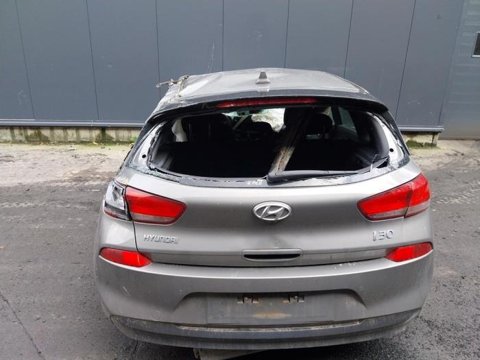 Hyundai i30 1.0 T-GDI 12V Sloopvoertuig (2020, Grijs)