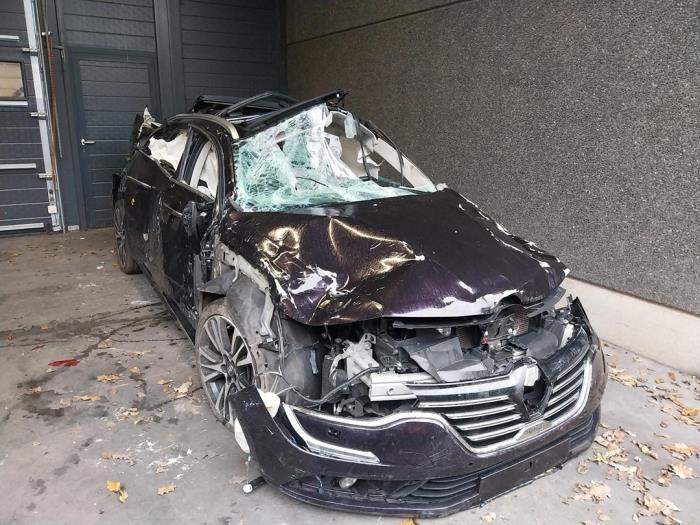 Renault Talisman Estate 1.6 Energy TCe 200 Sloopvoertuig (2018, Zwart)