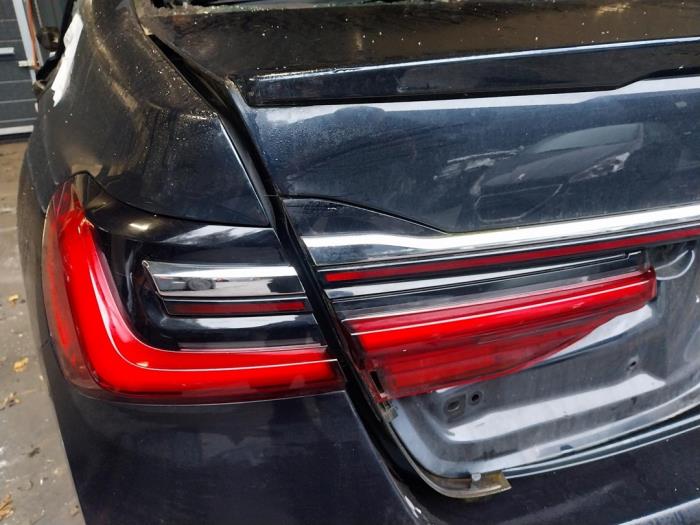 BMW 7 serie 745e,Le Sloopvoertuig (2019, Zwart)