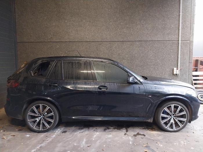BMW X5 xDrive 45 e iPerformance 3.0 24V Sloopvoertuig (2021, Zwart)