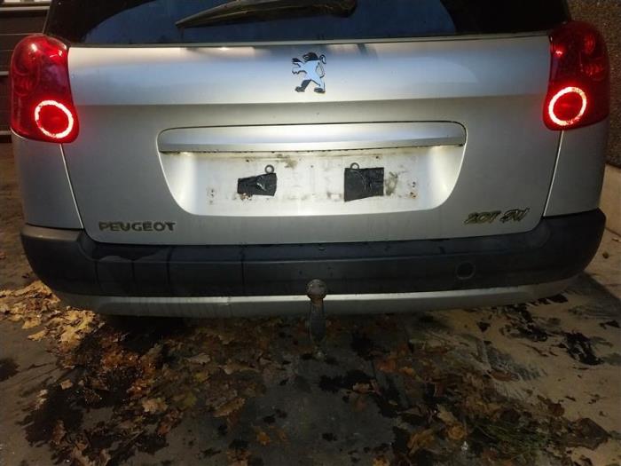 Peugeot 207 SW 1.4 16V Vti Sloopvoertuig (2010, Zilver)