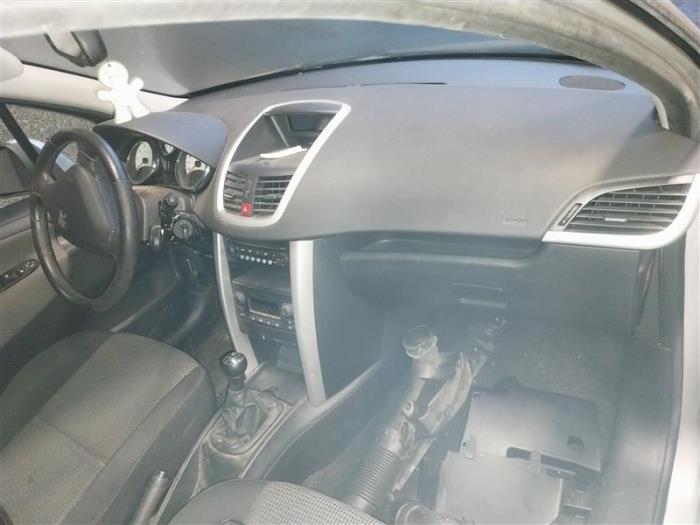 Peugeot 207 SW 1.4 16V Vti Sloopvoertuig (2010, Zilver)