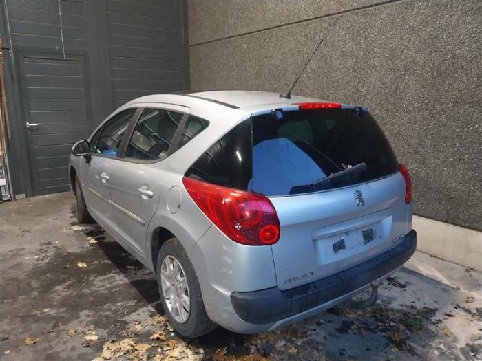 Peugeot 207 SW 1.4 16V Vti Sloopvoertuig (2010, Zilver)
