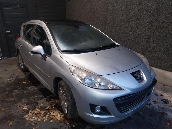 Peugeot 207 SW 1.4 16V Vti Sloopvoertuig (2010, Zilver)